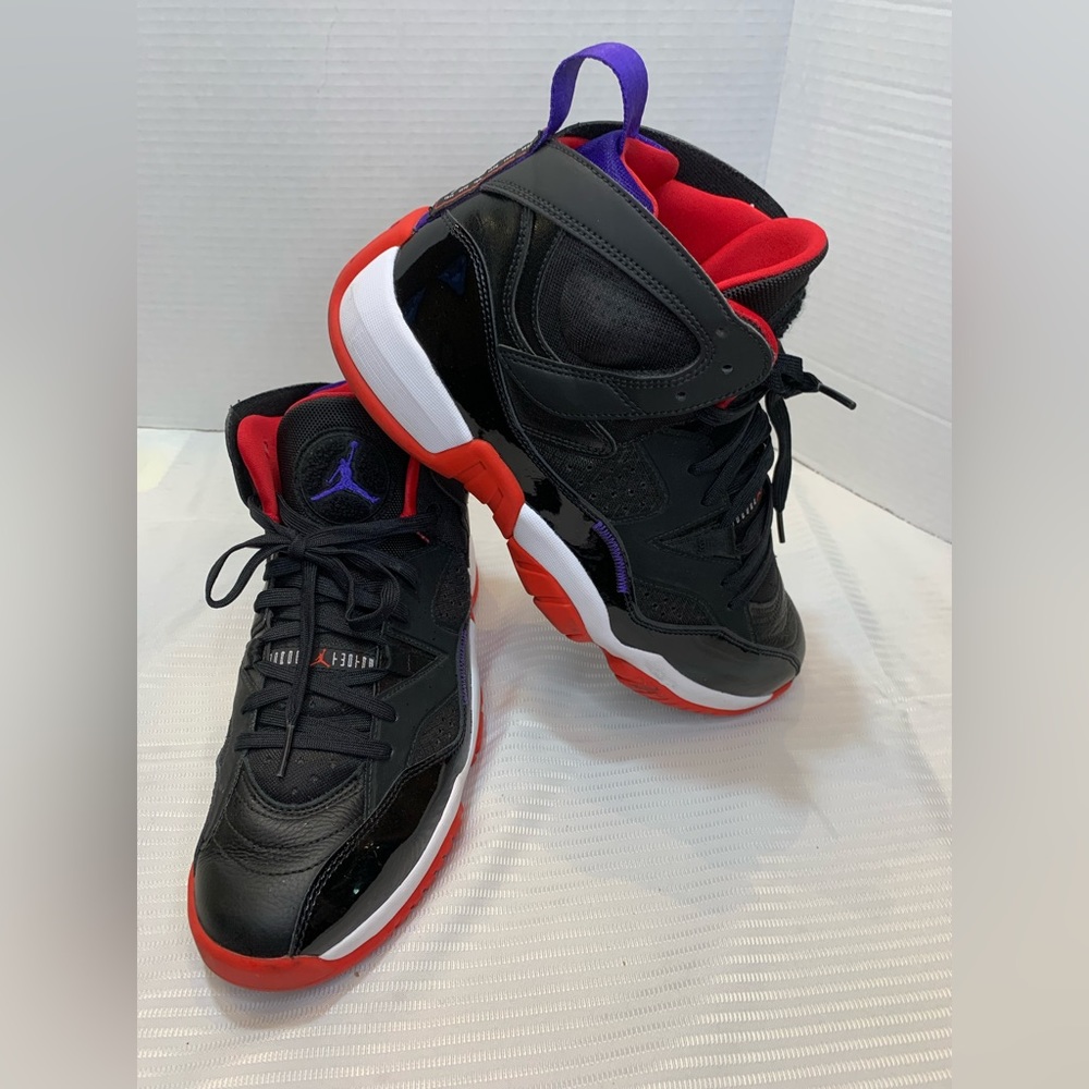 Nike Jordan Jumpman Two Trey Olympic Mens Sz 9.5 Black Red White DO1925-001
